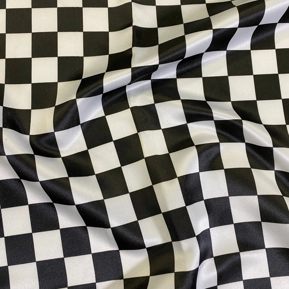 Lamour Prints Table Runner in 1"x1" Checker