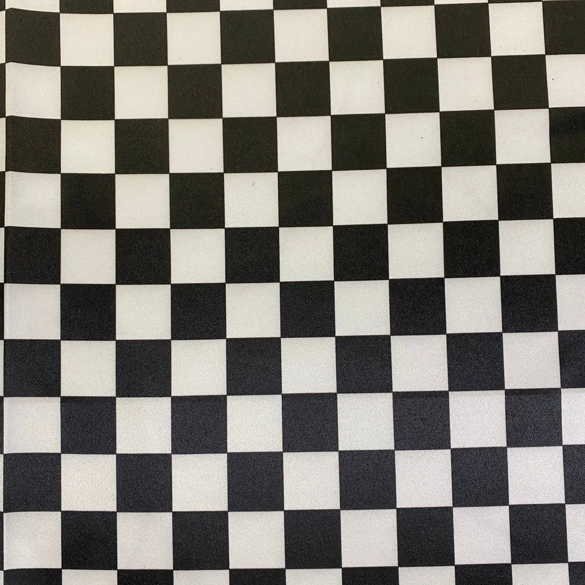 Lamour Prints Table Runner in 1"x1" Checker